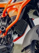 KTM Adventure 390 (2025 model) VECTOR RADIATOR GRILL BLACK 2