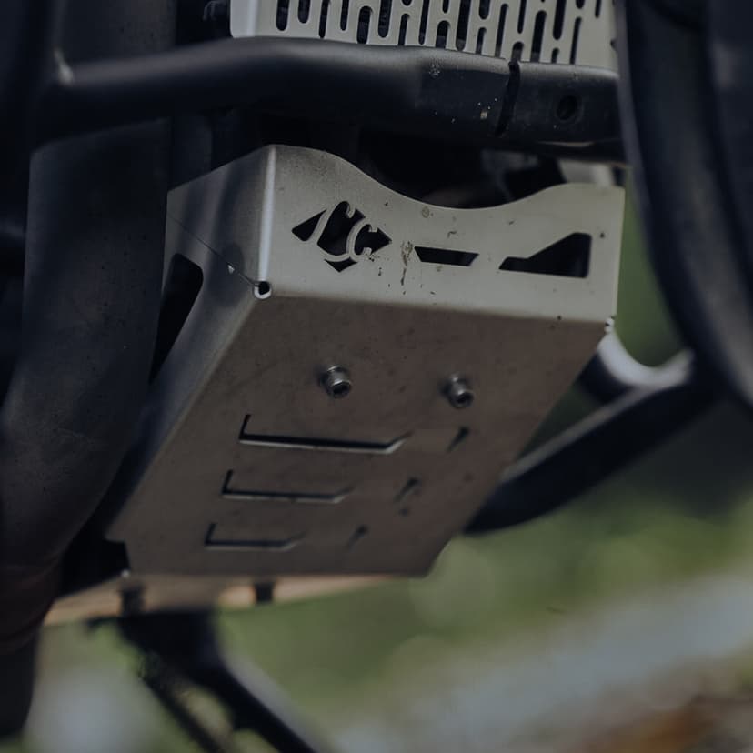 Triumph 400 T4 Voyager Bashplate